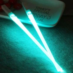 A Pair Of LED Luminous Chopsticks Creative Tableware Glow Sticks For Party, Special Gifts For Friends - White -JIMMY Shop A pair of LED Luminous Chopsticks 499966 4